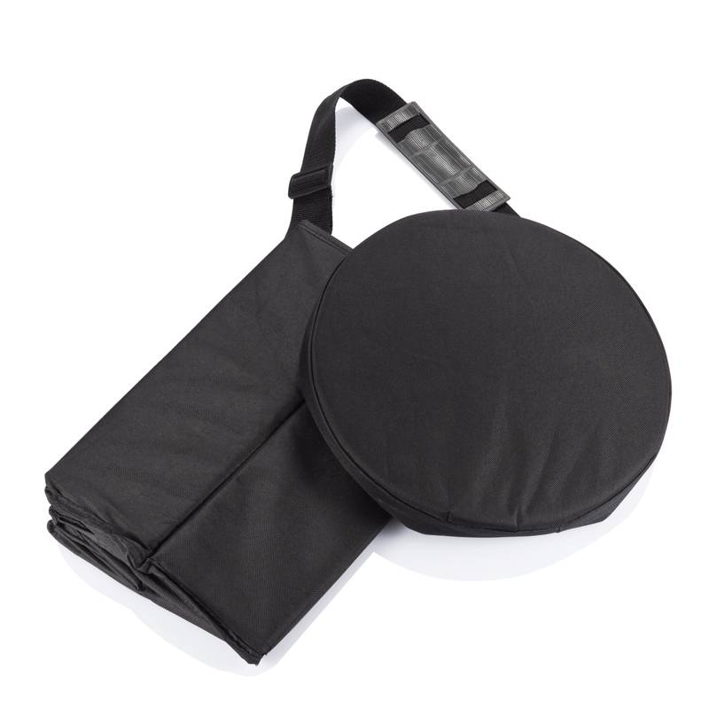 Chladiaca taška vhodná aj na sedenie, čierna